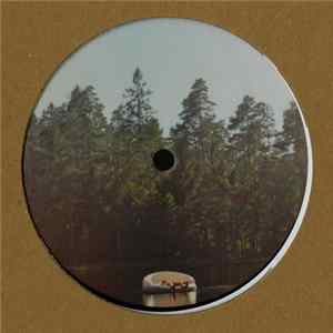 Lucky Charmz - U Still Coming Over? flac