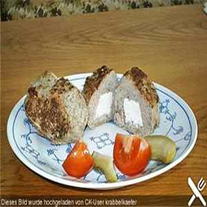 Fetafrikadellen - Frikadellen mit Fetakäse gefüllt flac