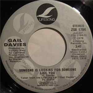 Gail Davies - Someone Is Looking For Someone Like You / Soft Spoken Man flac