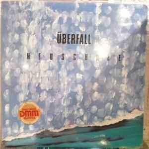 Überfall - Neuschnee flac